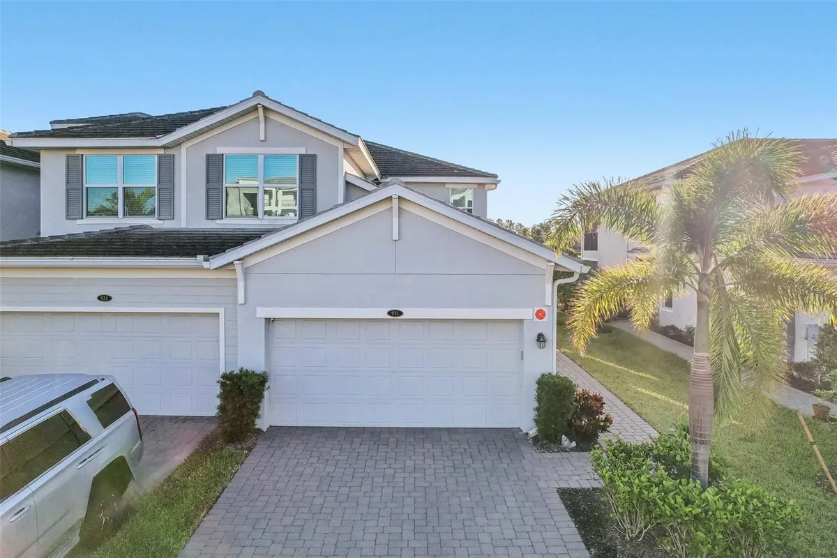 Property Slideshow image 1 of 67 | 931 tidewater shores loop 931, Bradenton, FL, 34208