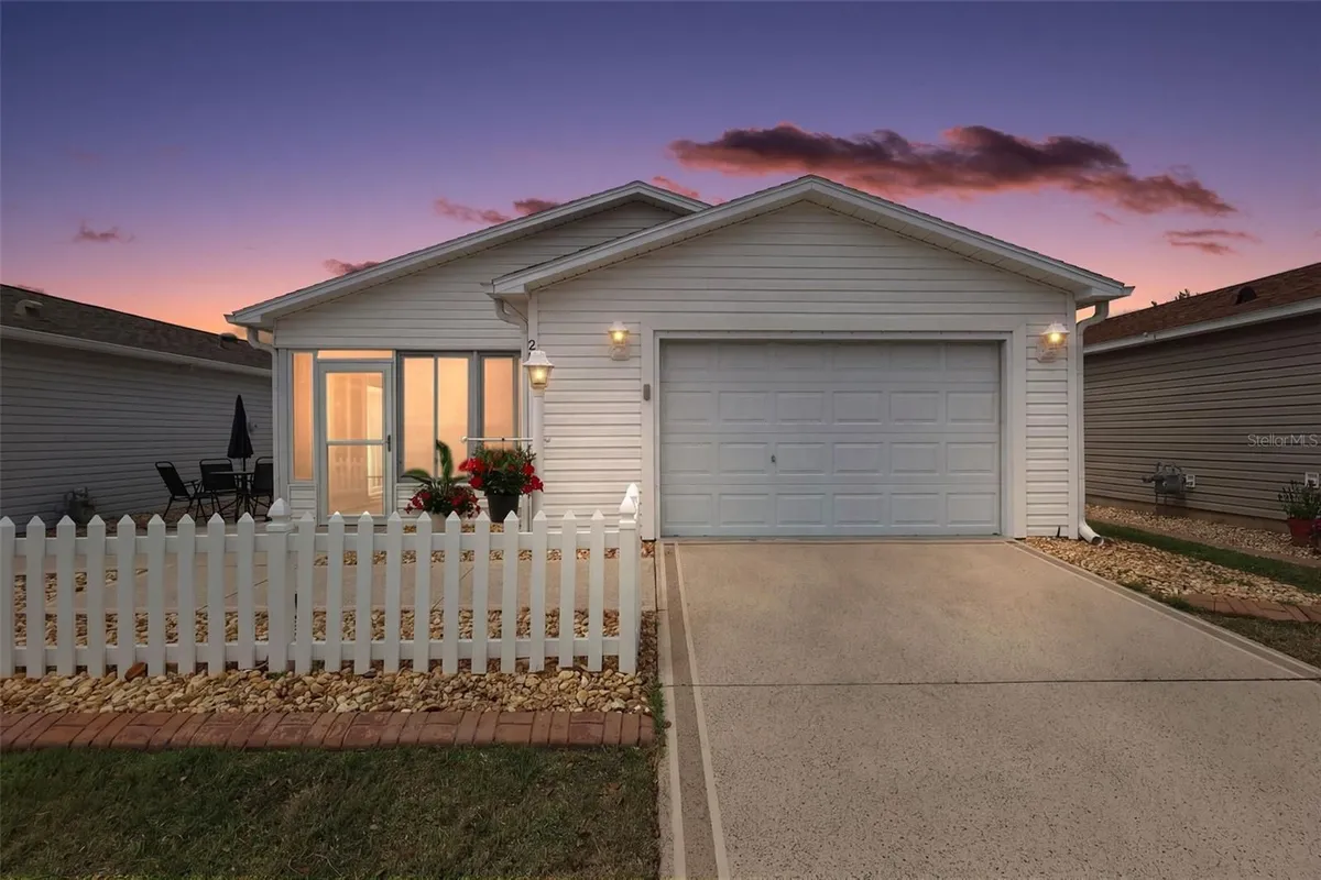 Property Slideshow image 1 of 34 | 277 starr ln, The Villages, FL, 32162