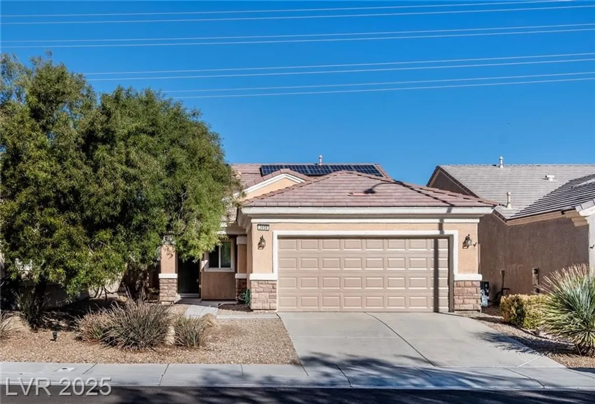 Property Slideshow image 1 of 16 | 3608 herring gull ln, North Las Vegas, NV, 89084