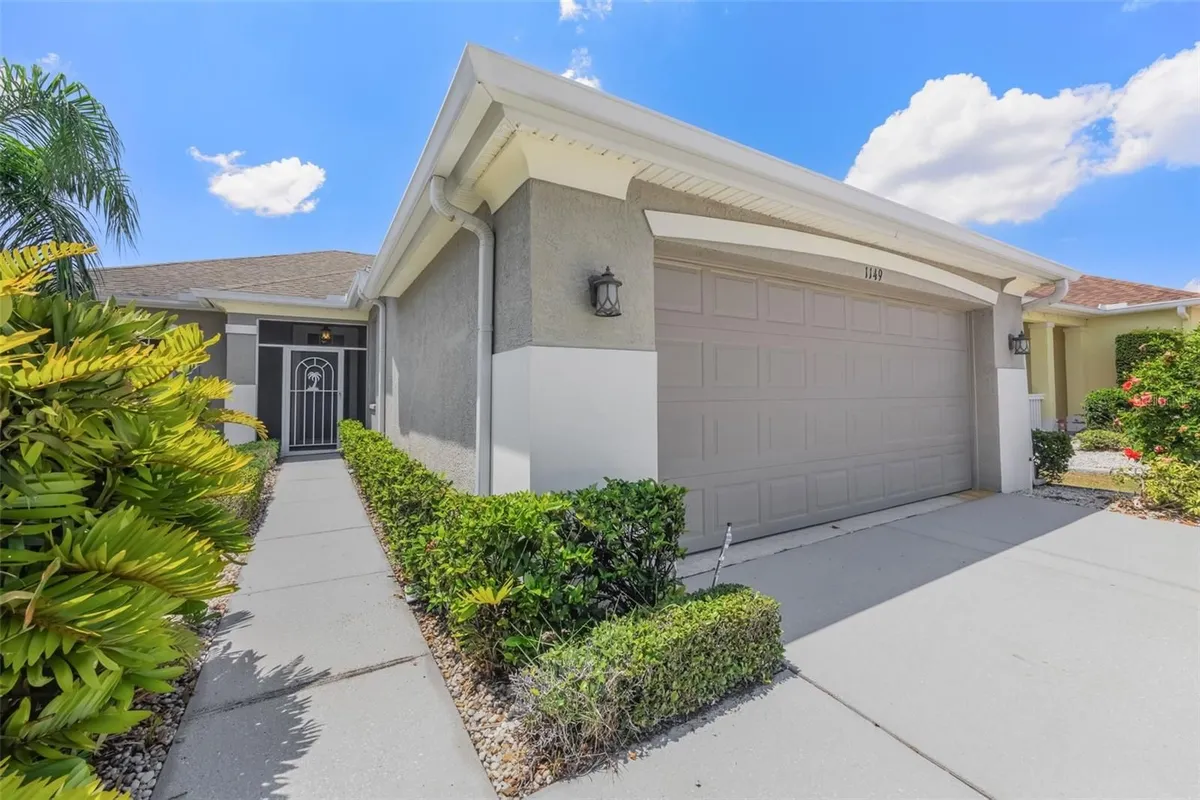 Property Slideshow image 1 of 37 | 1149 emerald dunes dr, Sun City Center, FL, 33573