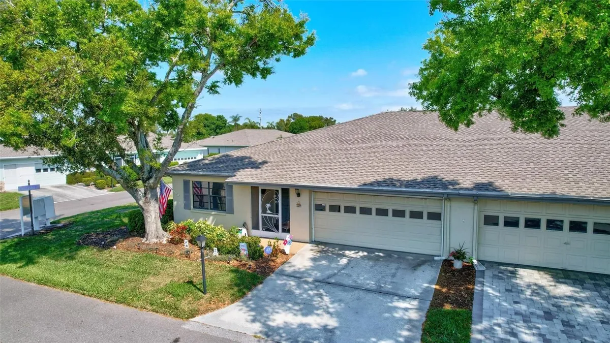 Property Slideshow image 1 of 45 | 1419 langley dr, Sun City Center, FL, 33573