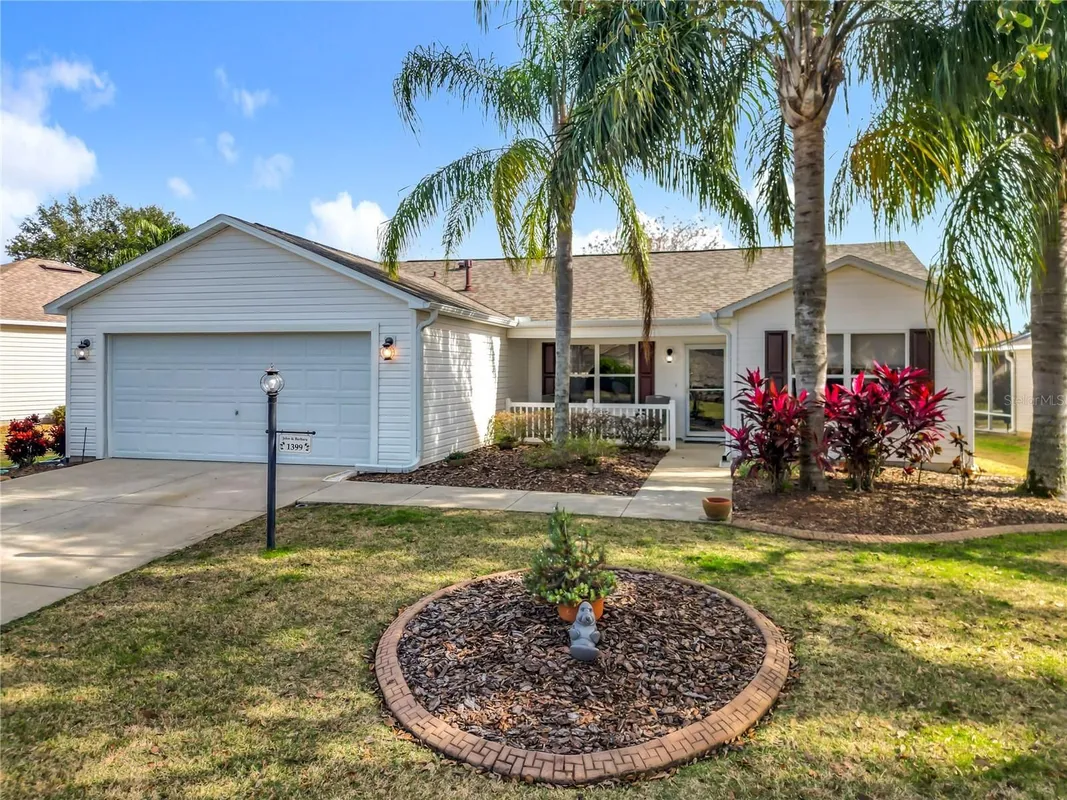 Property Slideshow image 1 of 55 | 1399 holly hill ave, The Villages, FL, 32162