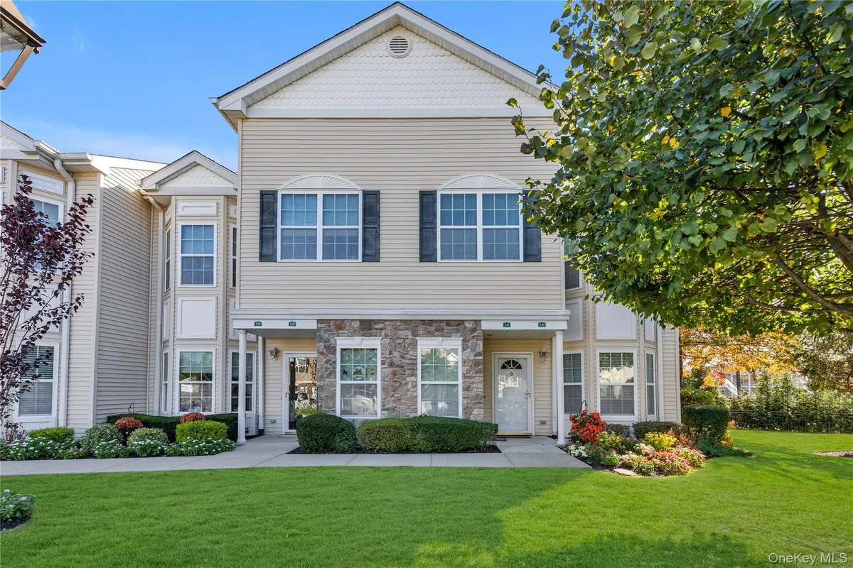 Property Slideshow image 1 of 27 | 331 spring dr, East Meadow, NY, 11554