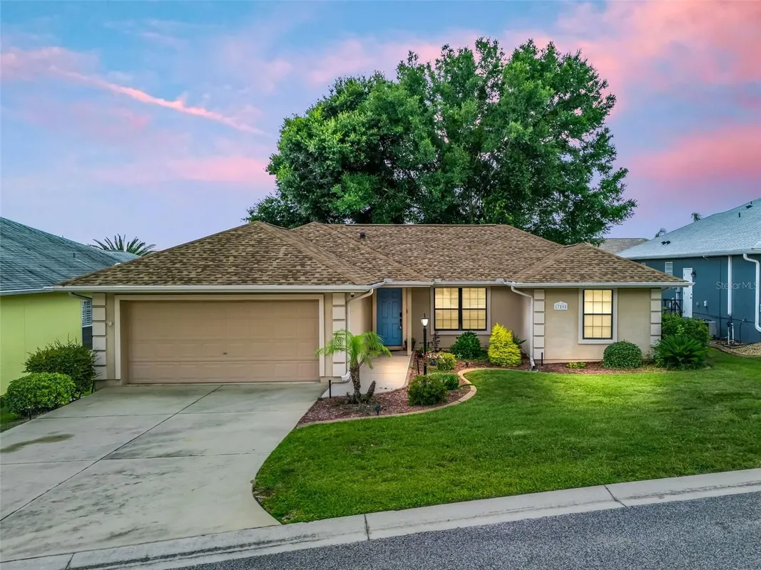 Property Slideshow image 1 of 51 | 17898 se 125th cir, Summerfield, FL, 34491