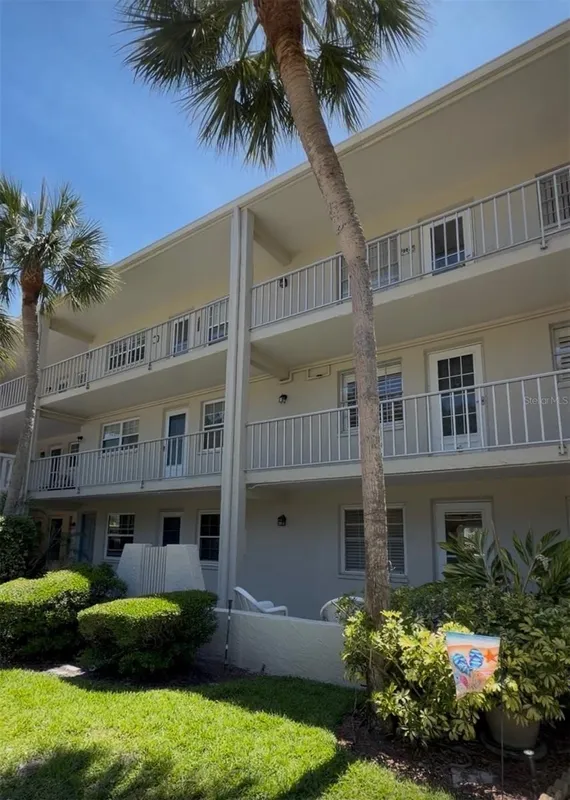 Property Slideshow image 1 of 51 | 946 virginia st 107, Dunedin, FL, 34698