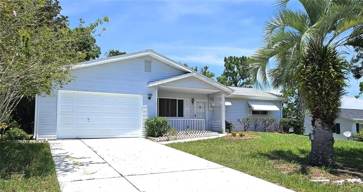 Property Slideshow image 1 of 37 | 8449 sw 106th pl, Ocala, FL, 34481