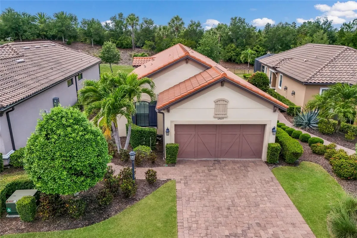 Property Slideshow image 1 of 62 | 12623 sorrento way, Bradenton, FL, 34211