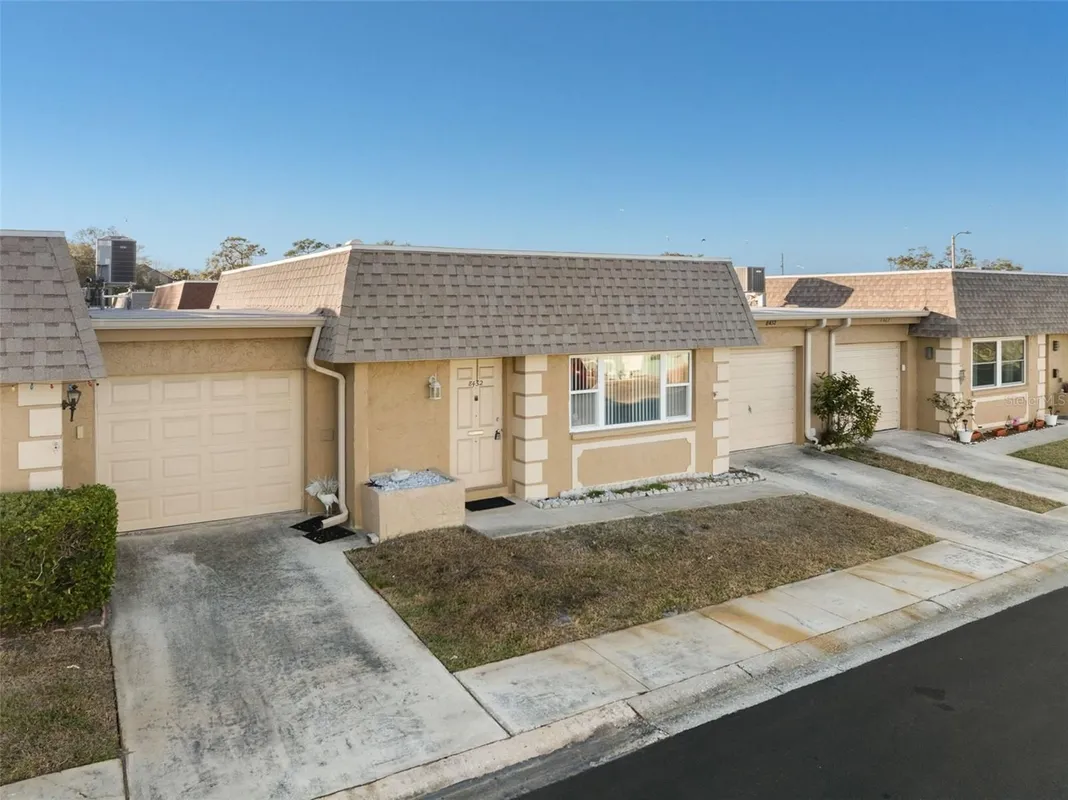 Property Slideshow image 1 of 32 | 8452 phillip n 8452, Pinellas Park, FL, 33781