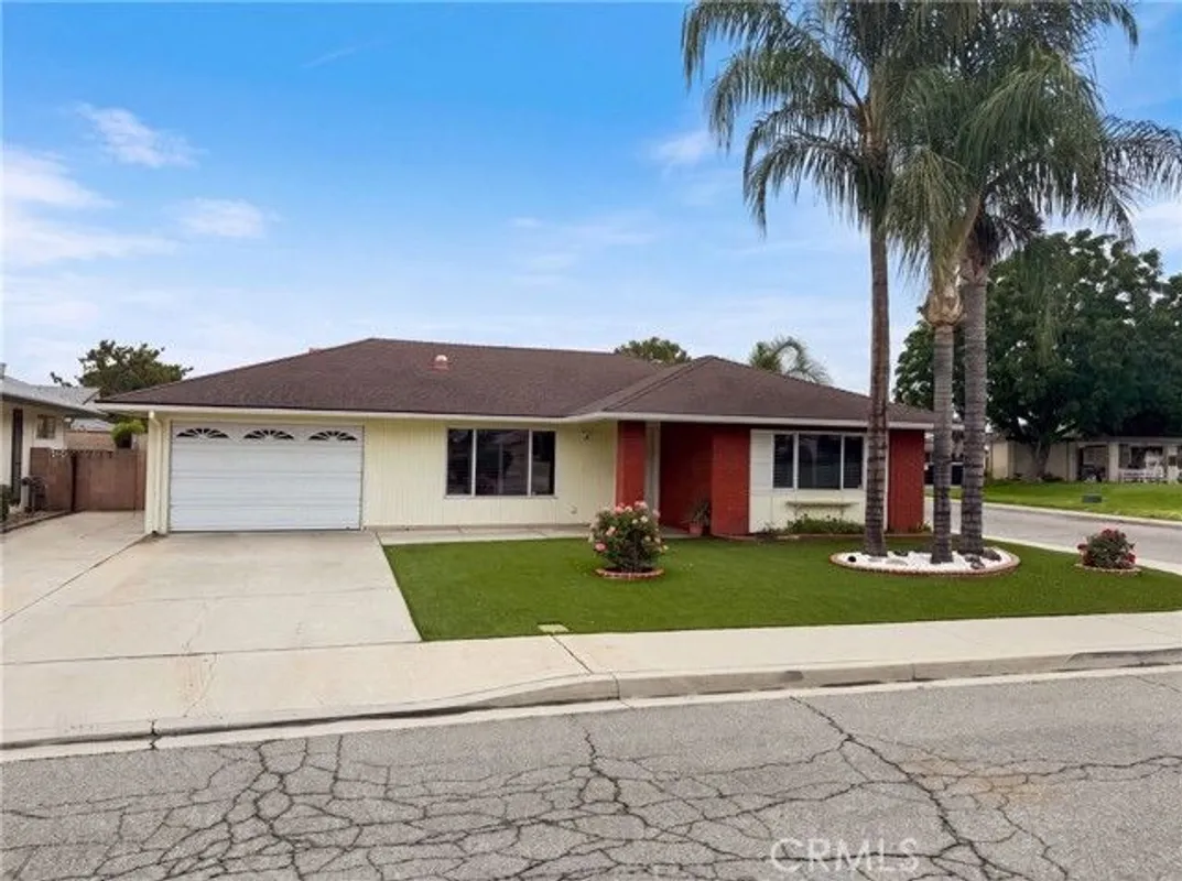 Property Slideshow image 1 of 21 | 601 palomar dr, Hemet, CA, 92543