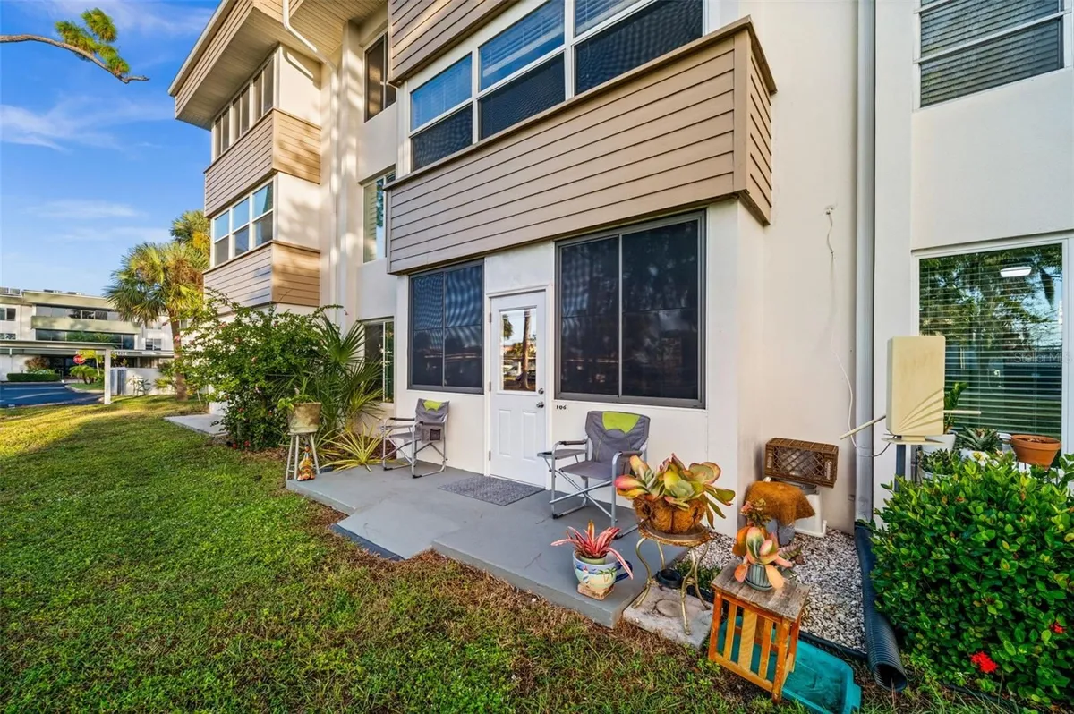 Property Slideshow image 1 of 39 | 21260 brinson ave apt 106, Port Charlotte, FL, 33952