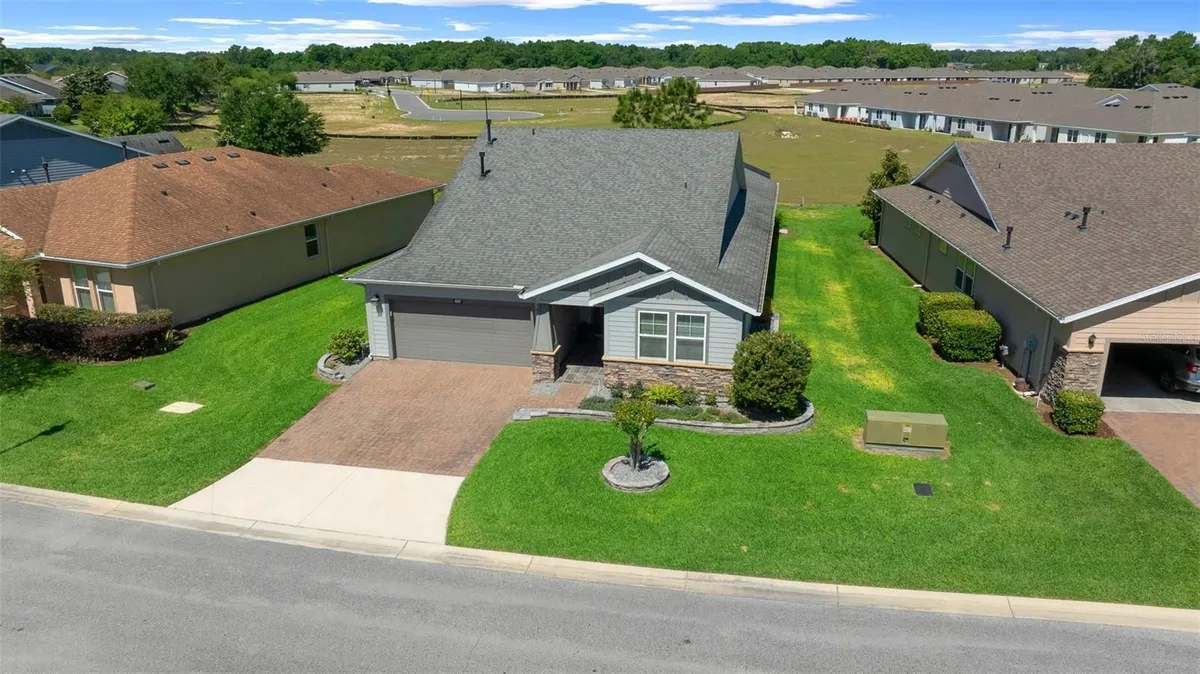 Property Slideshow image 1 of 74 | 4687 nw 35th lane rd, Ocala, FL, 34482