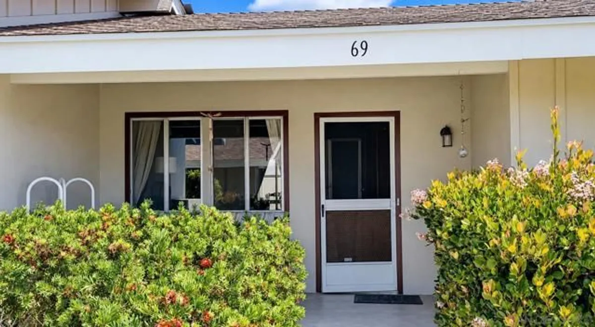 Property Slideshow image 1 of 1 | 3760 s vis 69, Oceanside, CA, 92057