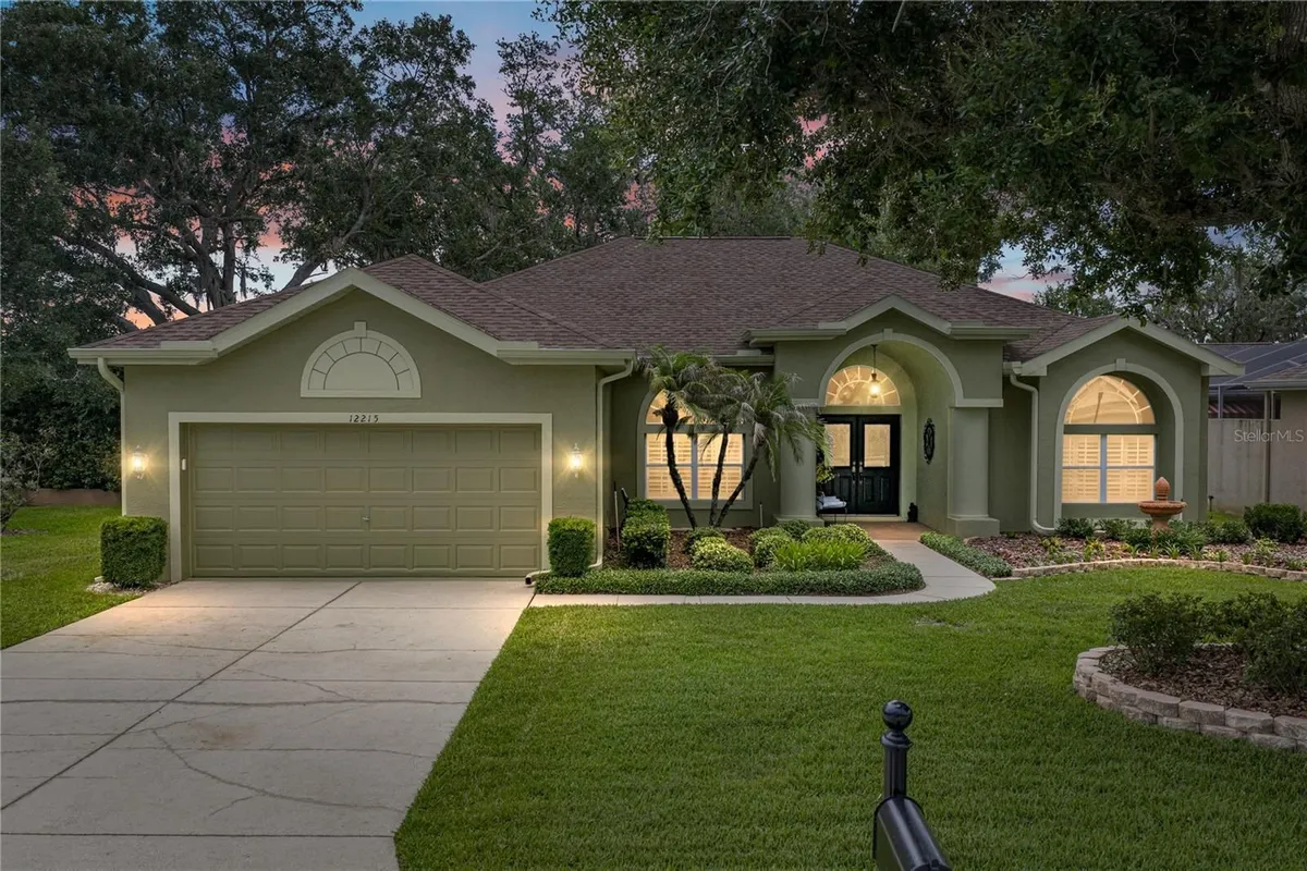 Property Slideshow image 1 of 65 | 12215 woodlands cir, Dade City, FL, 33525