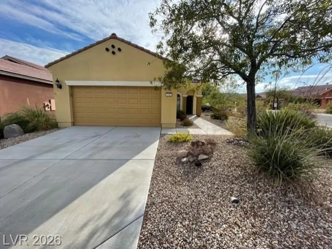 Property Slideshow image 1 of 15 | 1342 springdale ln, Mesquite, NV, 89034