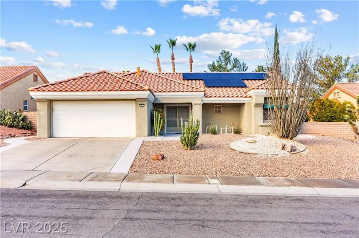 Property Slideshow image 1 of 70 | 2817 lotus hill dr, Las Vegas, NV, 89134