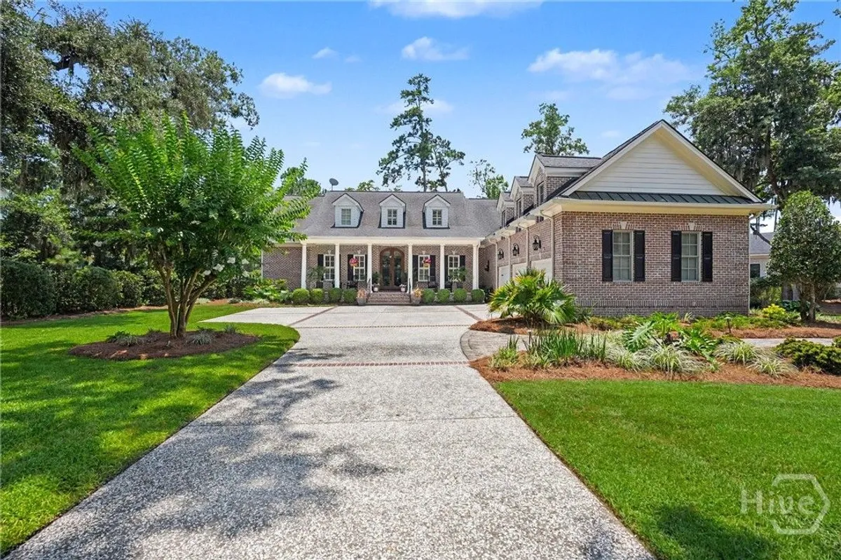 Property Slideshow image 1 of 42 | 125 waterway dr, Savannah, GA, 31411