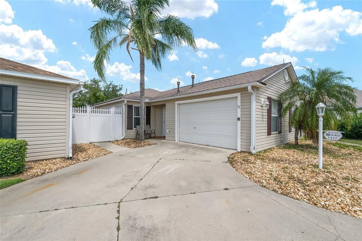 Property Slideshow image 1 of 28 | 1410 natalie ln, The Villages, FL, 32162