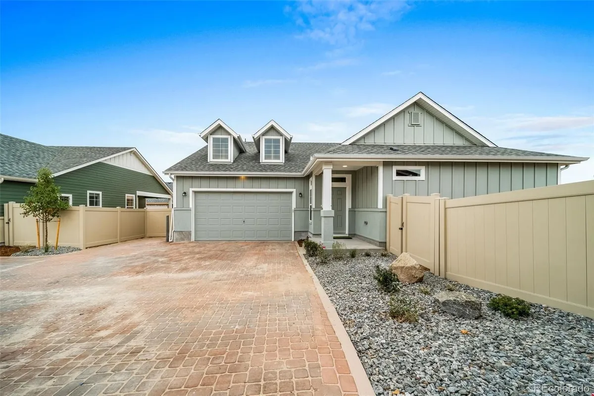 Property Slideshow image 1 of 25 | 5174 n quatar st, Aurora, CO, 80019