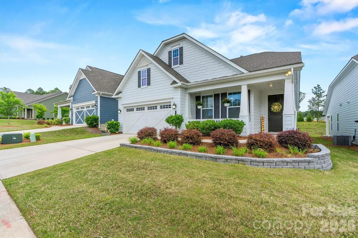 Property Slideshow image 1 of 40 | 12520 old iron ln, Charlotte, NC, 28215