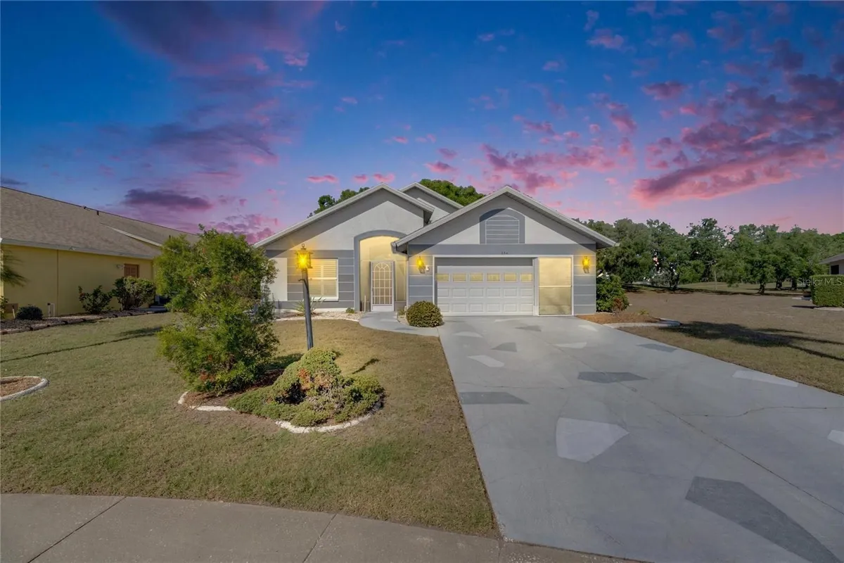 Property Slideshow image 1 of 81 | 334 northway dr, Sun City Center, FL, 33573