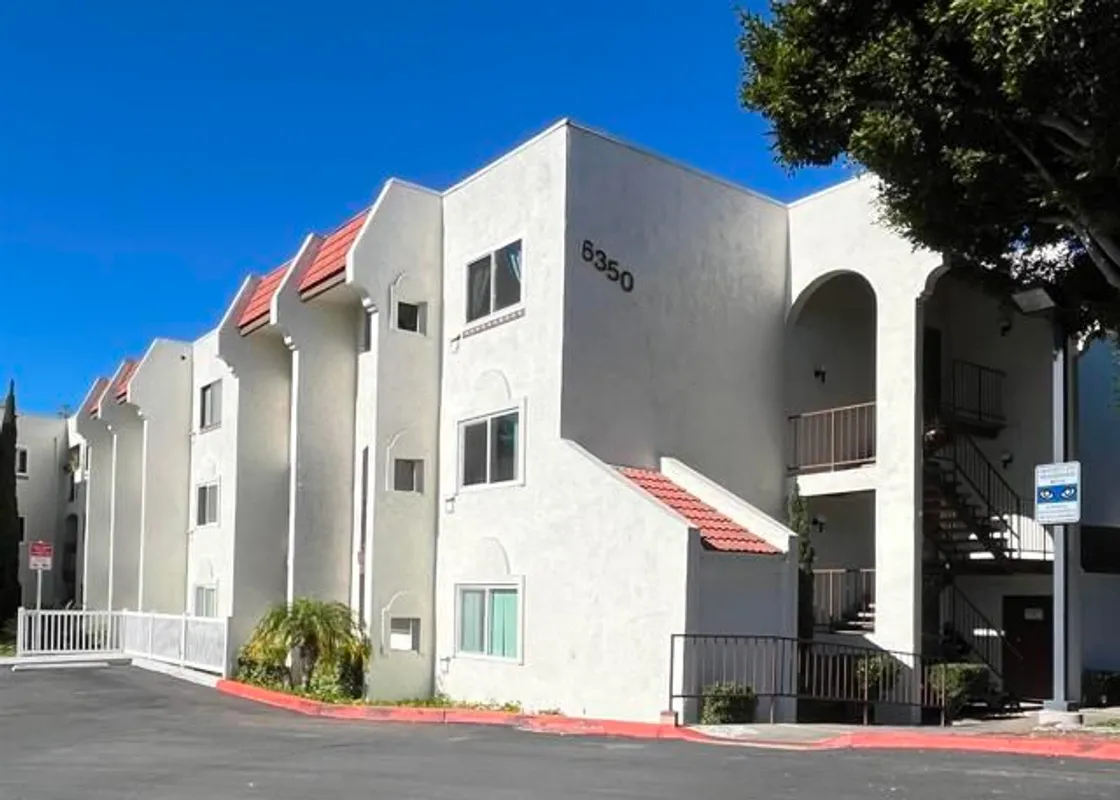 Property Slideshow image 1 of 18 | 6350 genesee ave unit 204, San Diego, CA, 92122
