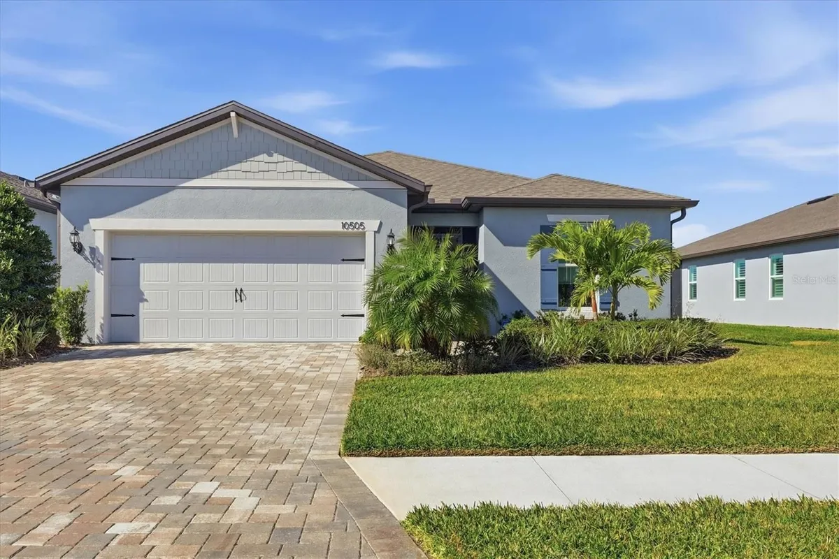 Property Slideshow image 1 of 50 | 10505 wynward way, Parrish, FL, 34219
