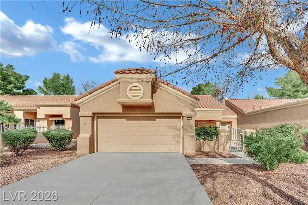 Property Slideshow image 1 of 46 | 8920 litchfield ave, Las Vegas, NV, 89134