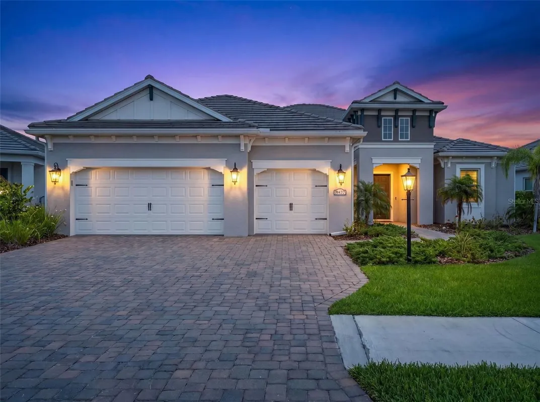 Property Slideshow image 1 of 64 | 21297 holmes cir, Venice, FL, 34293