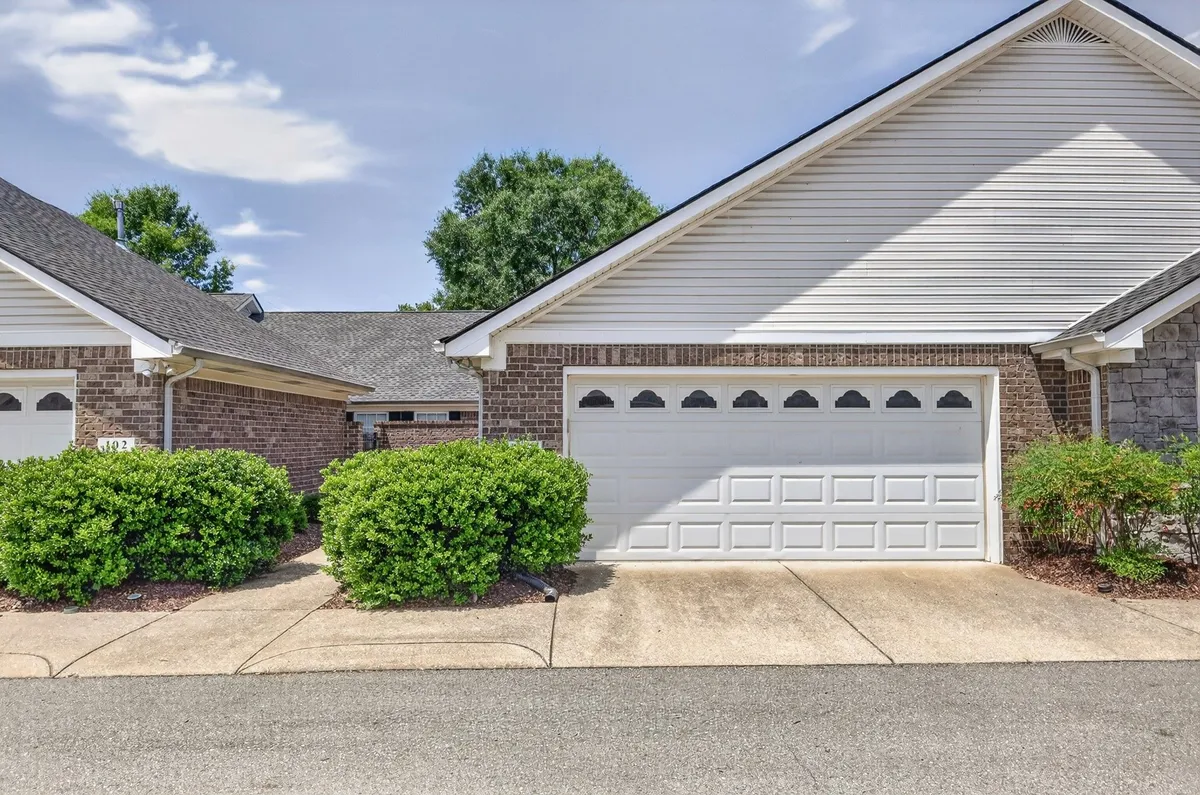 Property Slideshow image 1 of 38 | 816 lock 4 rd 103, Gallatin, TN, 37066