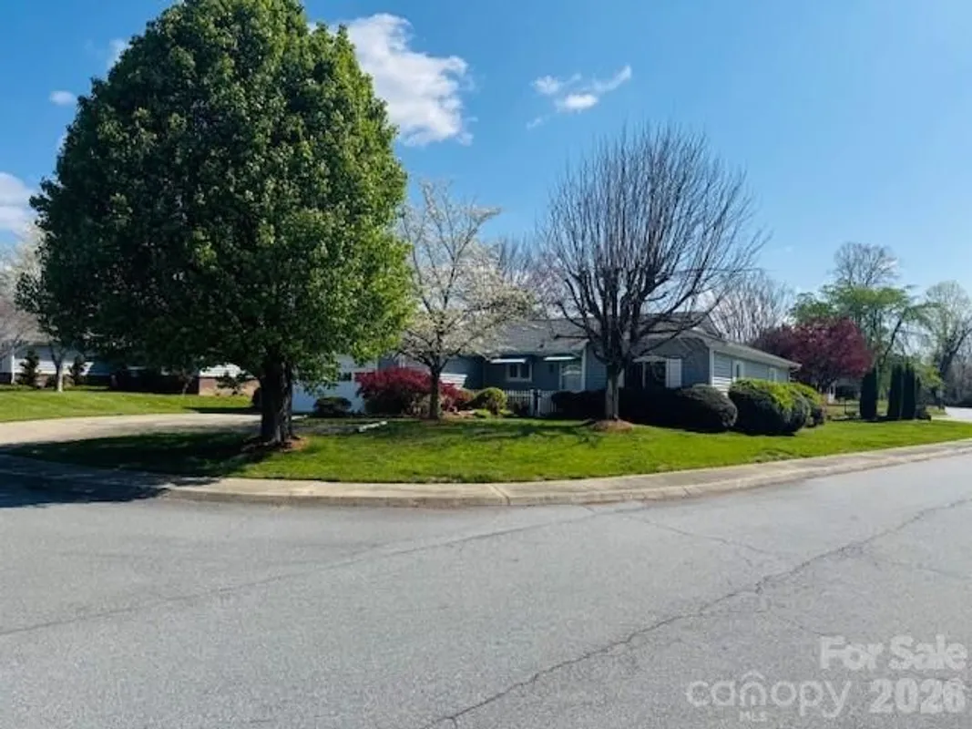 Property Slideshow image 1 of 18 | 200 dartcrest dr, Hendersonville, NC, 28792