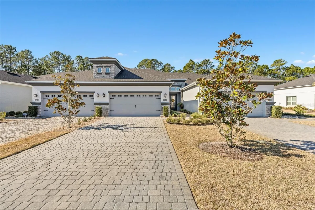 Property Slideshow image 1 of 50 | 831 pinewood dr, Ormond Beach, FL, 32174