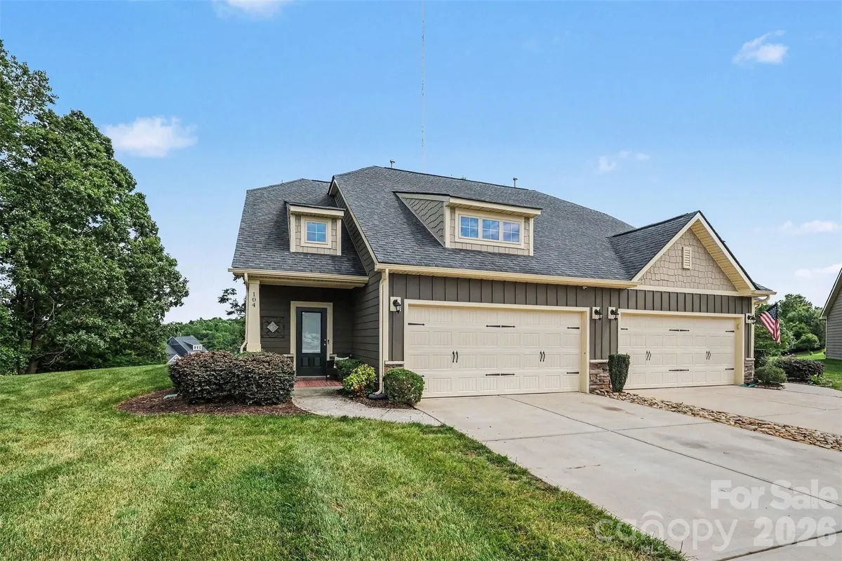 Property Slideshow image 1 of 44 | 104 boxtail way, Mooresville, NC, 28115