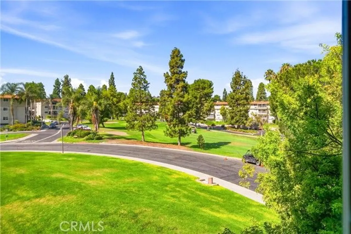 Property Slideshow image 1 of 55 | 2355 via mariposa 2c, Laguna Woods, CA, 92637