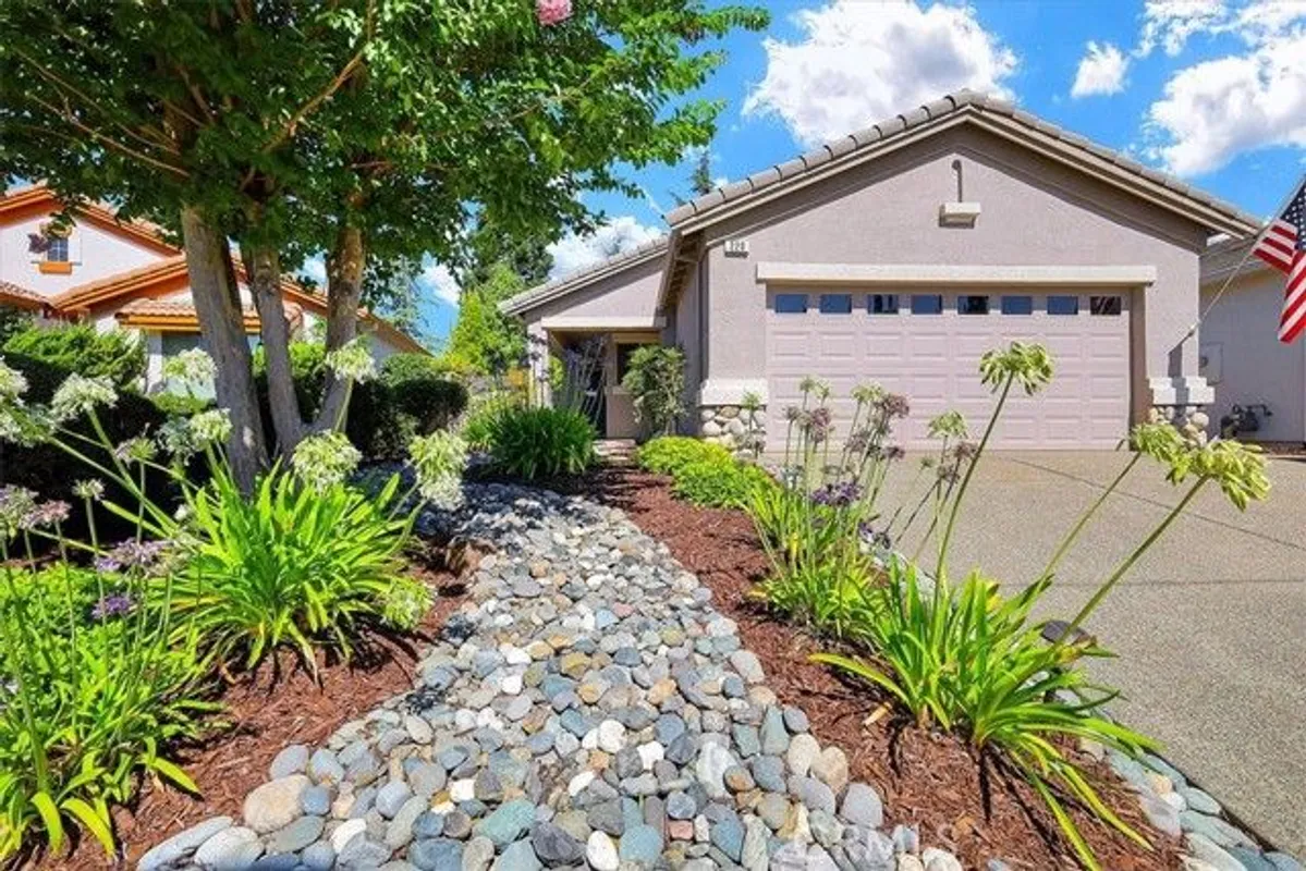 Property Slideshow image 1 of 26 | 220 saddlehorn loop, Lincoln, CA, 95648