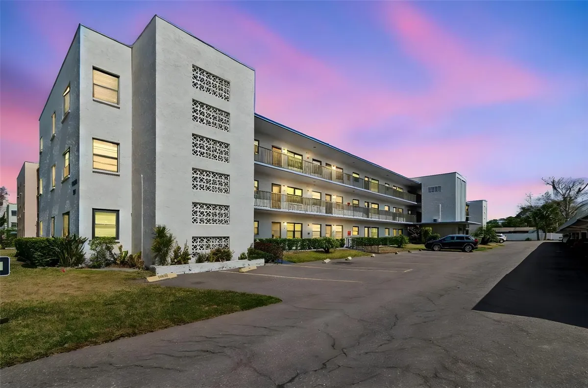 Property Slideshow image 1 of 57 | 5969 terrace park dr 307, St Petersburg, FL, 33709