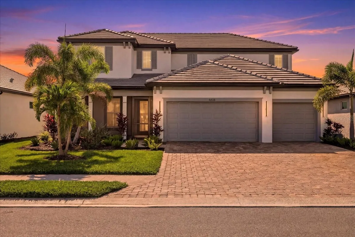 Property Slideshow image 1 of 65 | 4618 sweet retreat run, Lakewood Ranch, FL, 34211