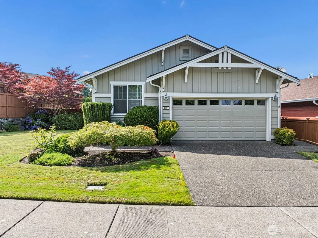 Property Slideshow image 1 of 35 | 4901 spokane st, Lacey, WA, 98516