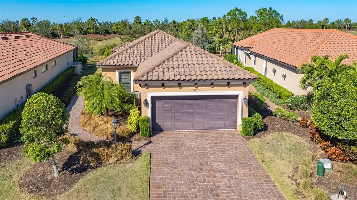 Property Slideshow image 1 of 61 | 12667 sorrento way, Bradenton, FL, 34211