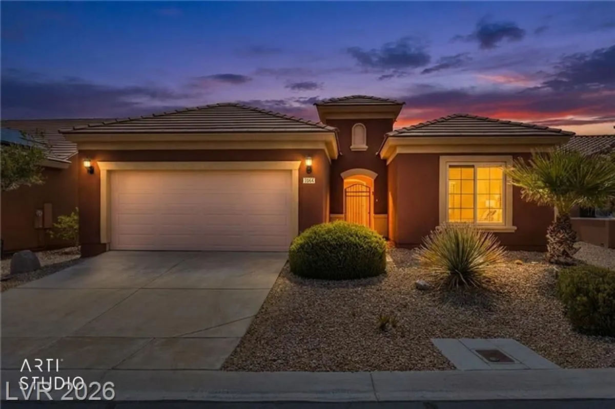 Property Slideshow image 1 of 63 | 1064 buckboard trl, Mesquite, NV, 89034