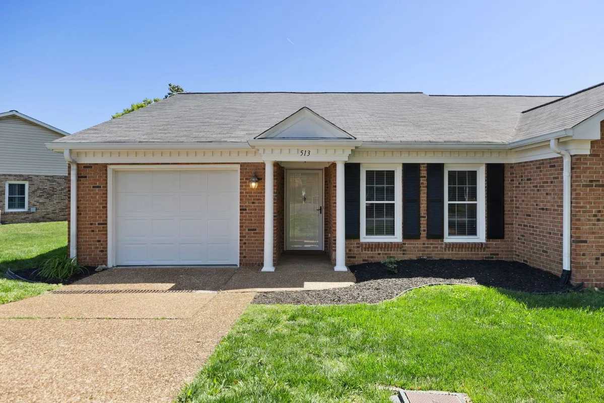 Property Slideshow image 1 of 35 | 513 loyola dr, Nashville, TN, 37205