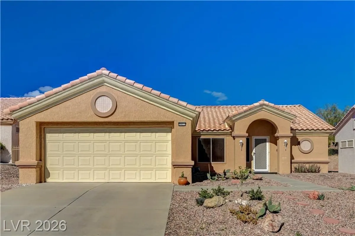 Property Slideshow image 1 of 43 | 2621 lotus hill dr, Las Vegas, NV, 89134