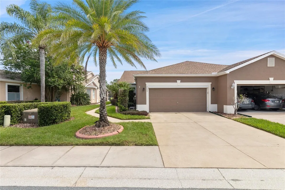 Property Slideshow image 1 of 22 | 20823 jaffa ln, Land O Lakes, FL, 34637
