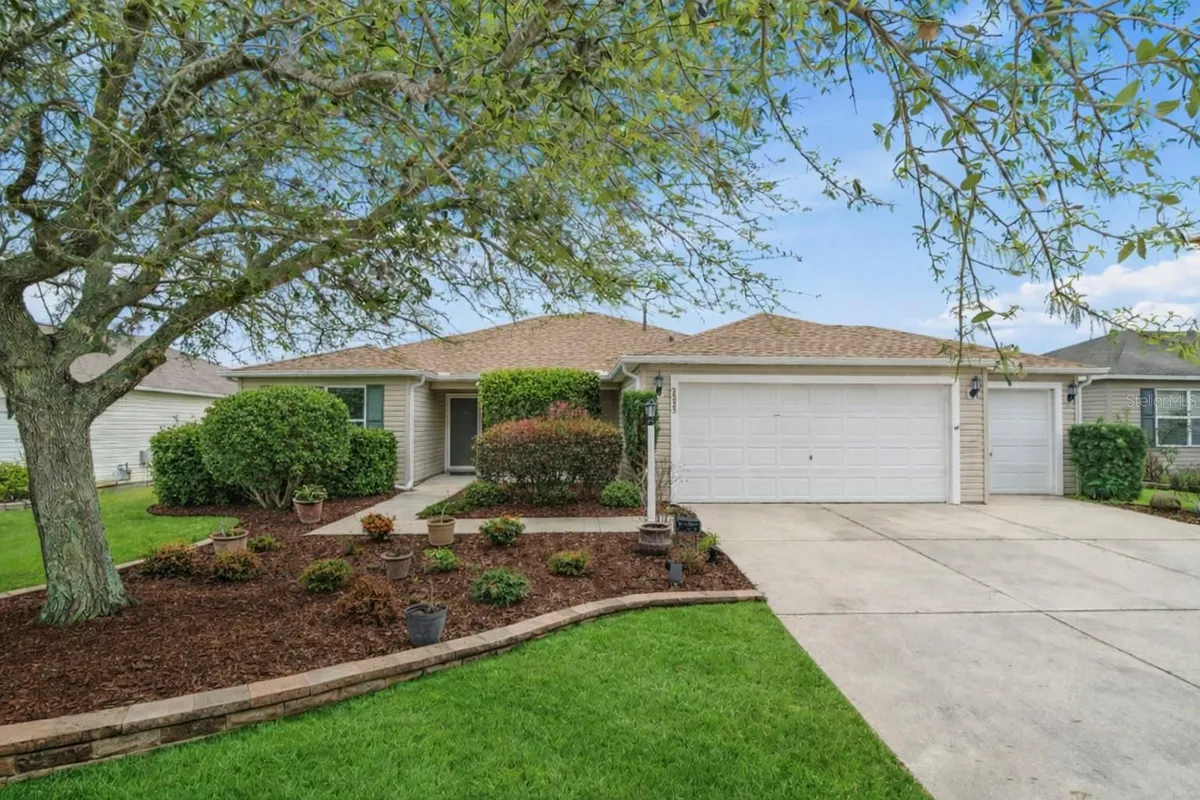 Property Slideshow image 1 of 30 | 2525 five forks trl, The Villages, FL, 32162