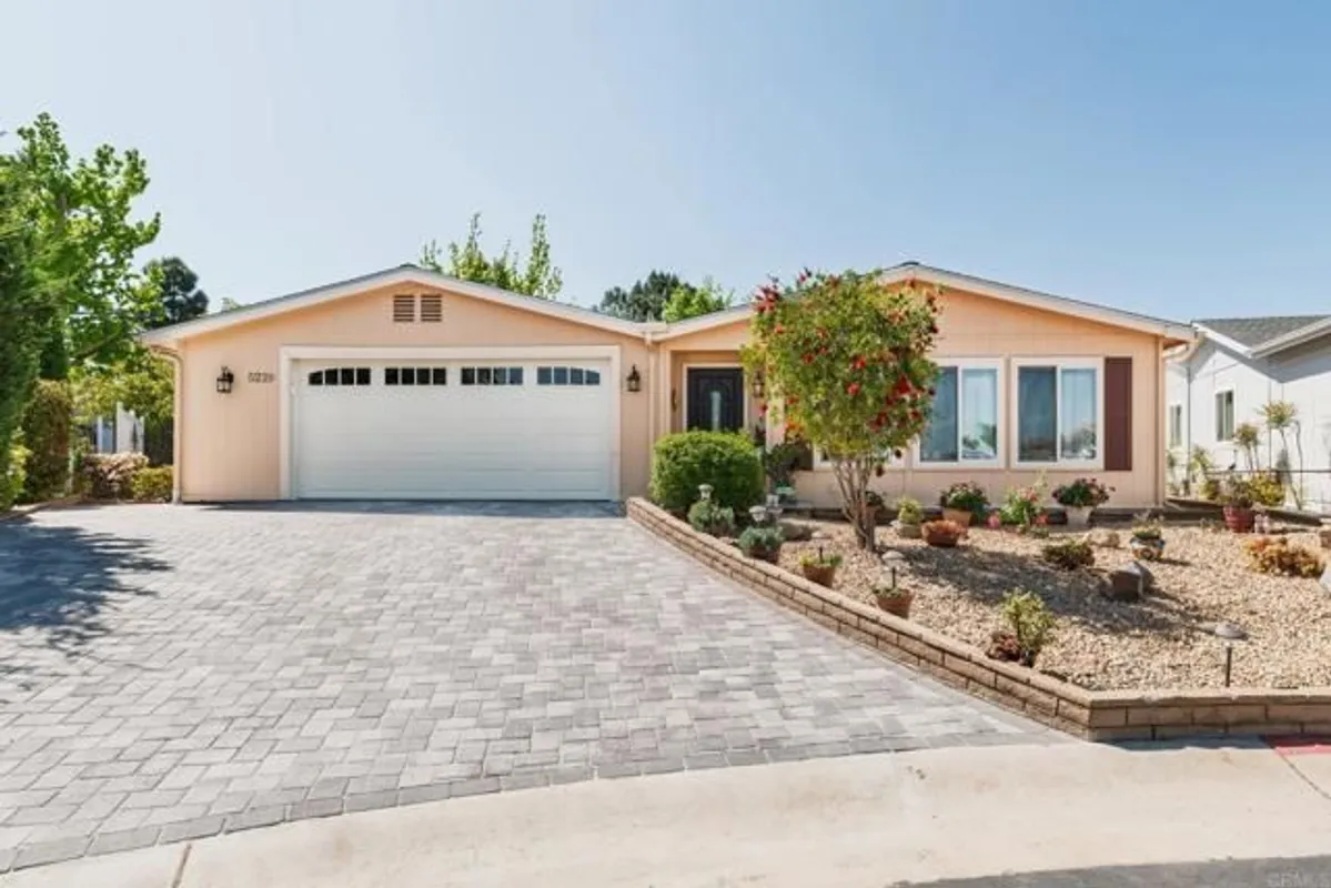 Property Slideshow image 1 of 38 | 5229 harvest ct, Oceanside, CA, 92057