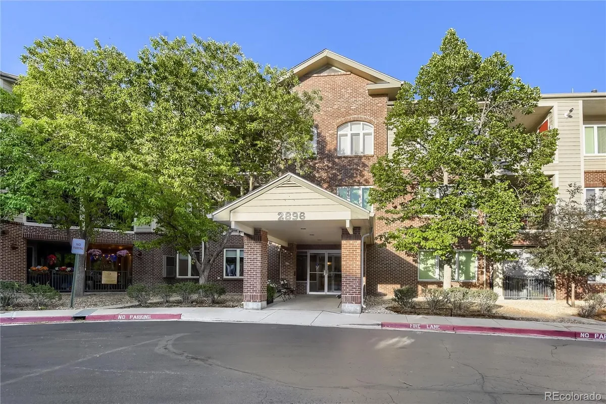 Property Slideshow image 1 of 41 | 2896 w riverwalk cir a205, Littleton, CO, 80123