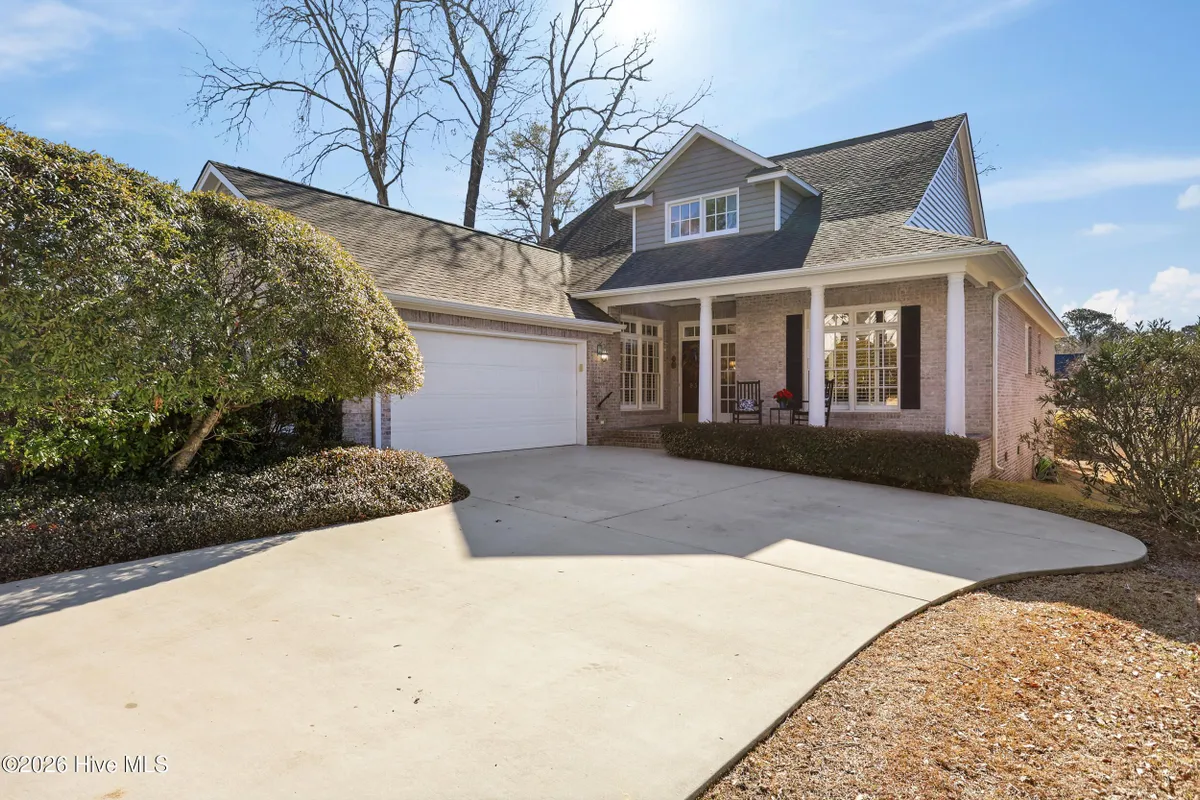 Property Slideshow image 1 of 53 | 8341 vintage club cir, Wilmington, NC, 28411