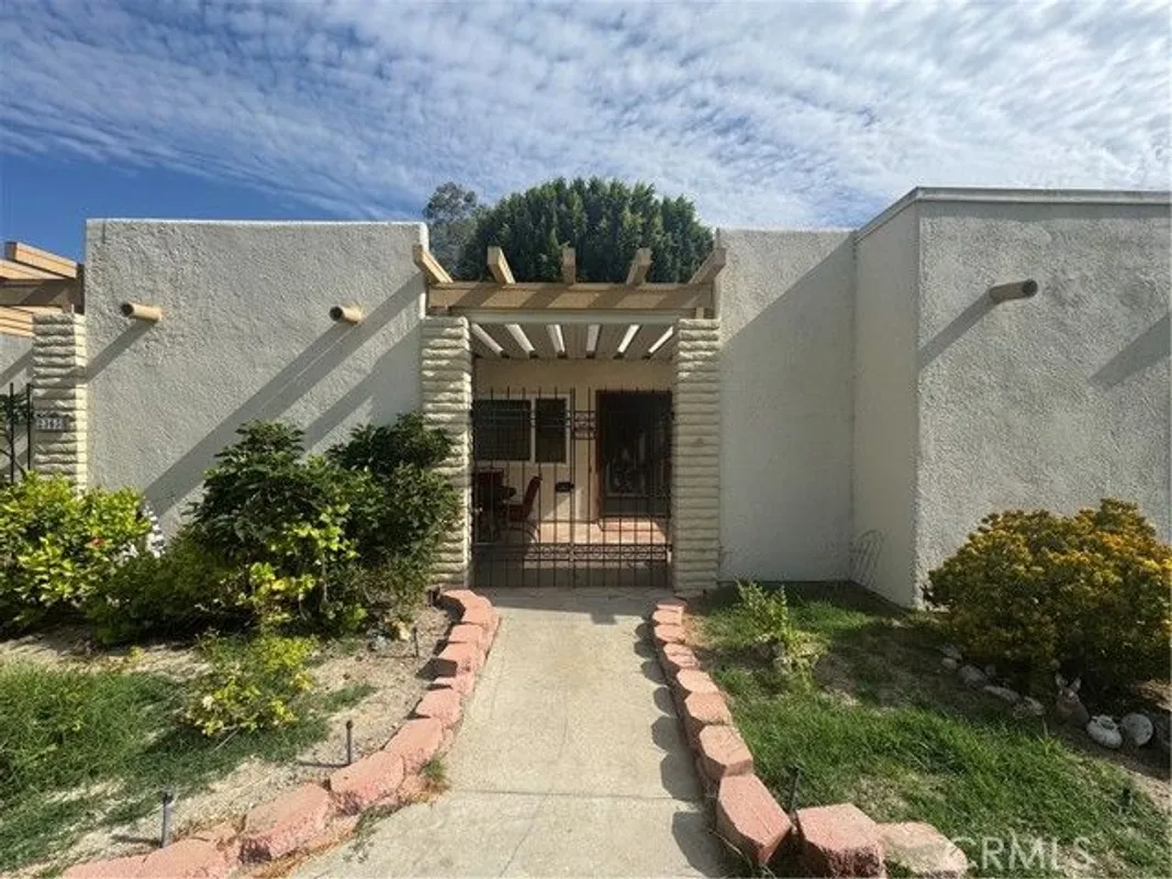 Property Slideshow image 1 of 2 | 2363 via mariposa e c, Laguna Woods, CA, 92637