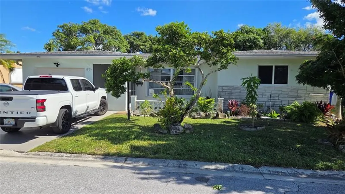 Property Slideshow image 1 of 8 | 1705 nw 69th ter, Margate, FL, 33063