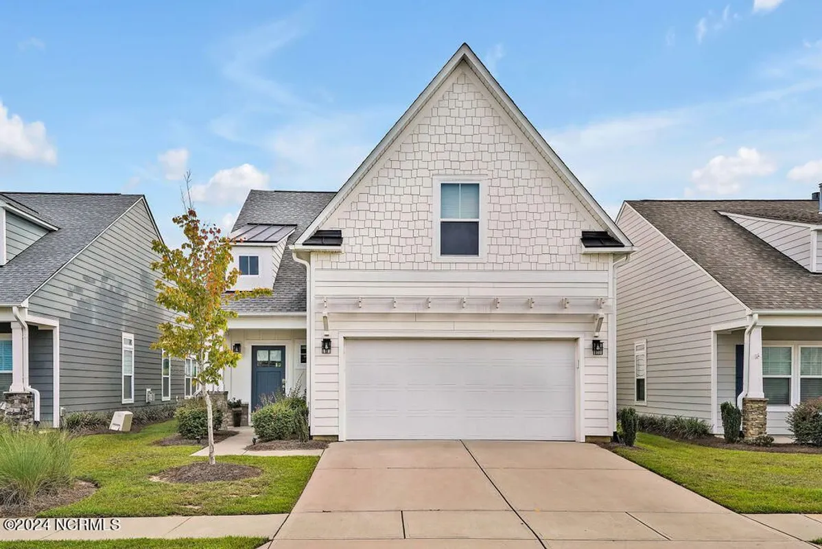 Property Slideshow image 1 of 57 | 5121 killogren way, Leland, NC, 28451