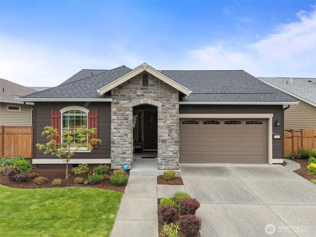 Property Slideshow image 1 of 39 | 14707 179th ave, Bonney Lake, WA, 98391
